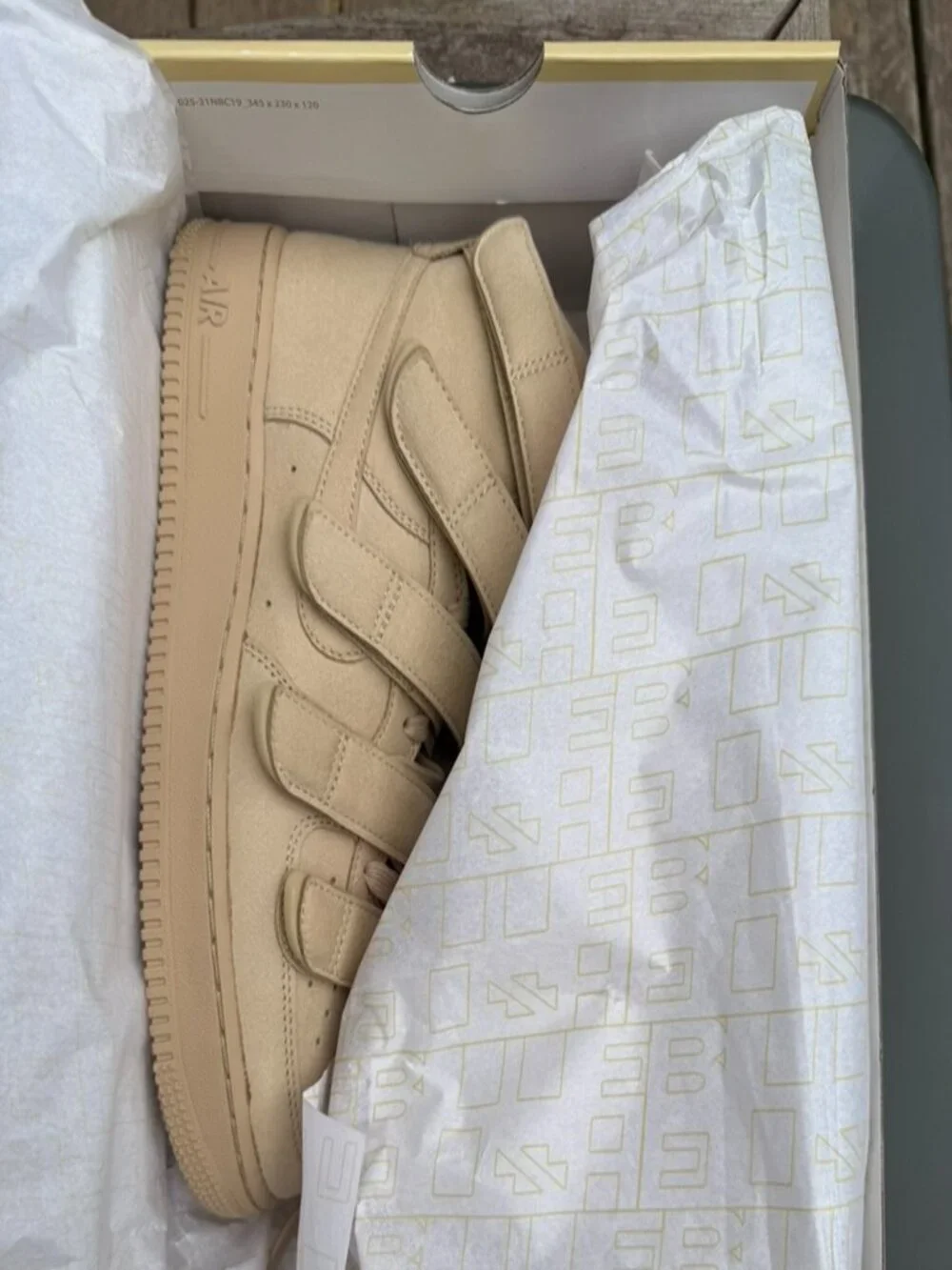 Billie Eilish x Nike Air Force One Sz 8M/9.5W NWT - Picture 2 of 7